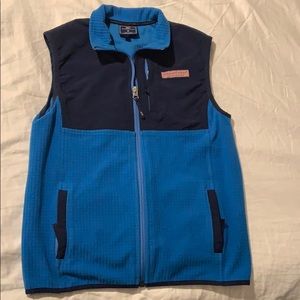 Vineyard vines boys medium vest